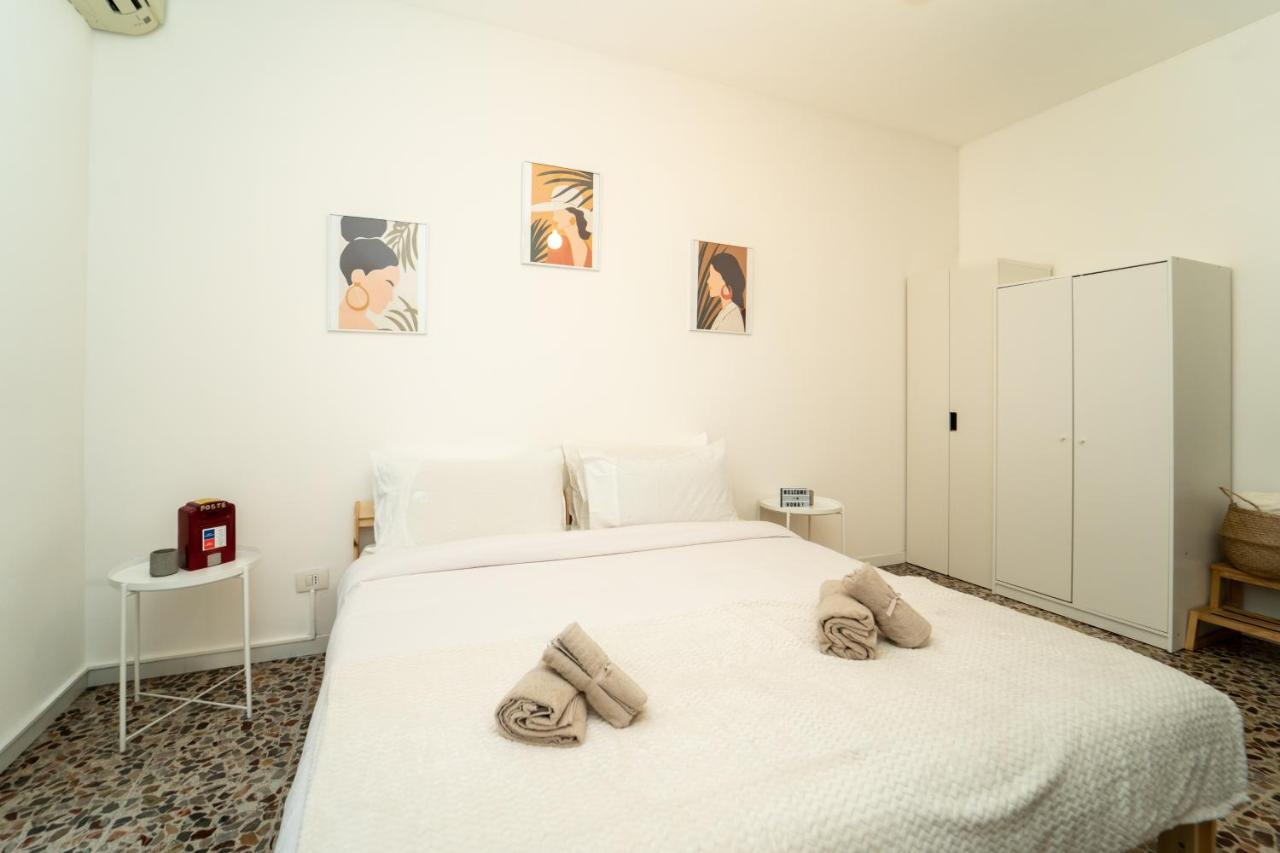 Trilocale Con Parcheggio Privato Milão Exterior foto